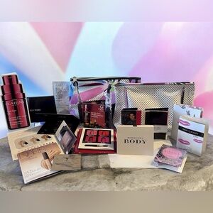 Assorted Beauty Bundle 2 Estee Lauder Cosmetic Bags + Make-up & Fragrance Sample